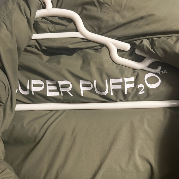 Aritzia Super Puff 2 O - Picture 6 of 7